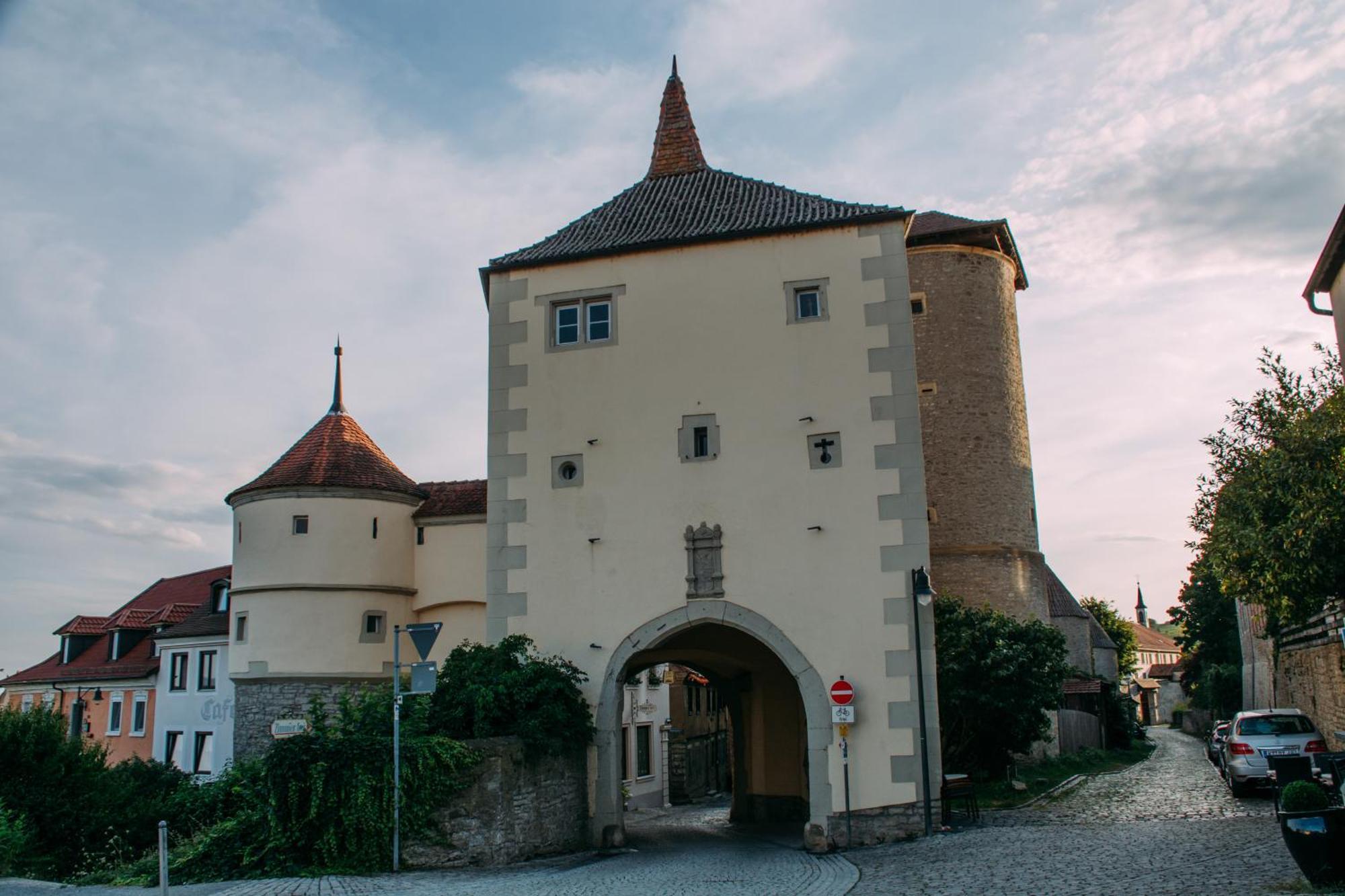 Akzent Hotel Franziskaner Деттельбах Екстер'єр фото